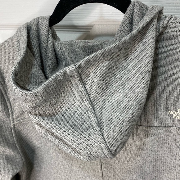 North Face gray hoodie long sleeve top, size large - Picture 12 of 13